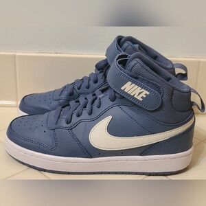 Nike Court Borough Mid 2 Diffused Blue Grade School Size 5Y